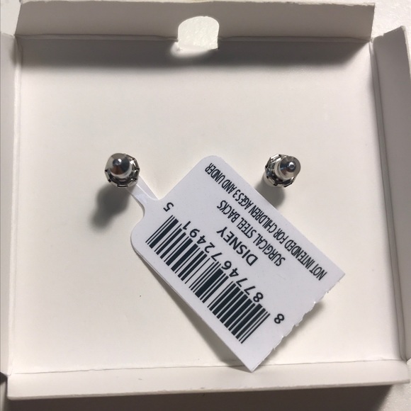 Disney 10k Gold & Pearl Shell Ariel Theme Earrings - Picture 2 of 8